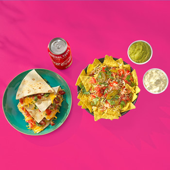 Nachos Texan Style & Quesadilla Nachos Texan Style & Quesadilla