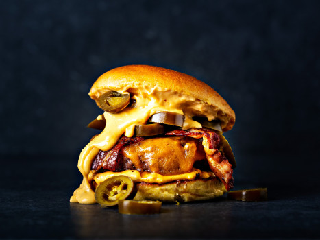 Black Angus Chili Cheeseburger Black Angus Chili Cheeseburger