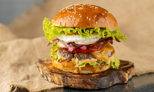 Premium Bacon Spiegelei Burger Premium Bacon Spiegelei Burger