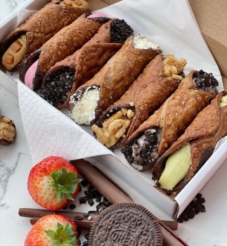 7 cannoli's Pavarotti Dolce 7 cannoli's Pavarotti Dolce
