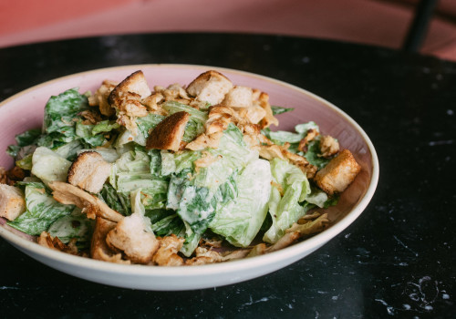 Insalata Caesare con Pollo - Vegan Insalata Caesare con Pollo - Vegan