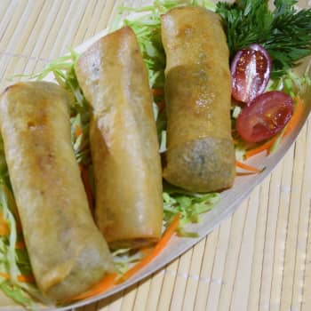 Frühlingsrollen <br>ปอเปี๊ยะ Frühlingsrollen <br>ปอเปี๊ยะ