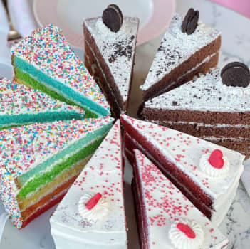 Red Velvet taart Pavarotti Dolce Red Velvet taart Pavarotti Dolce