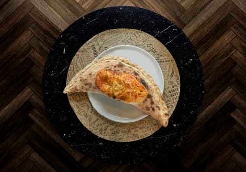 Pizza Bò (Calzone) Pizza Bò (Calzone)