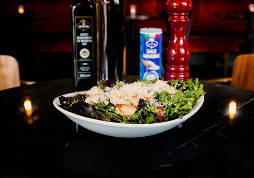 Insalata Pollo met kipfiletreepjes Insalata Pollo met kipfiletreepjes