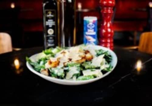 Insalata Caesare met reepjes kipfilet Insalata Caesare met reepjes kipfilet
