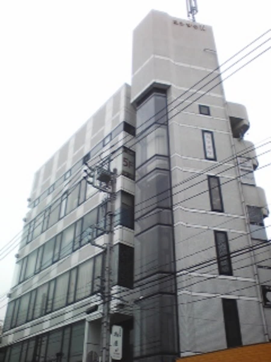 v20230506151907/fresh/building/J00100439967_1