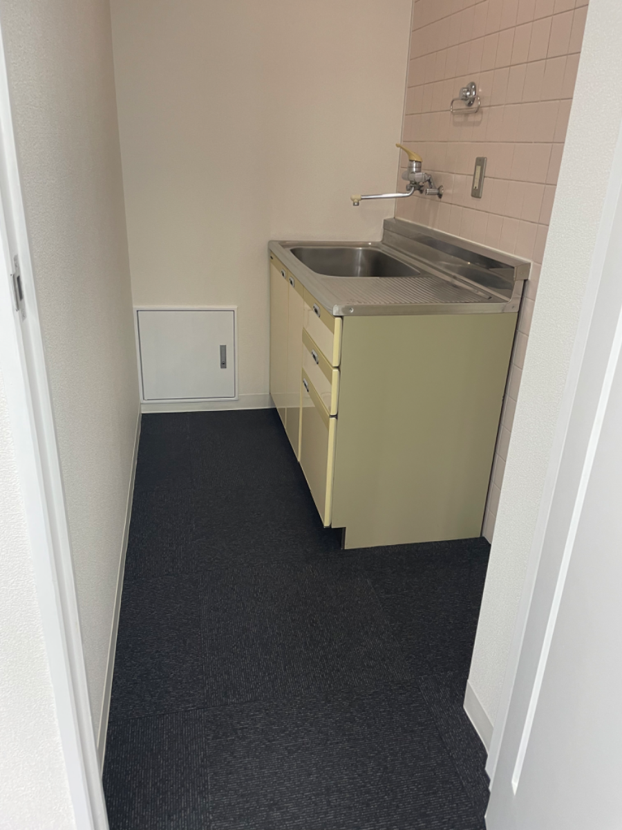 v20230506151908/fresh/building/J00100359433_8
