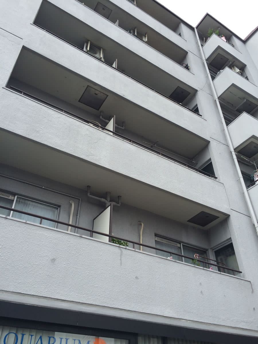 v20230506151909/fresh/building/J00100367448_10