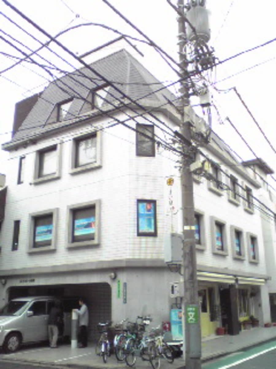 v20230506151909/fresh/building/J00100376951_1
