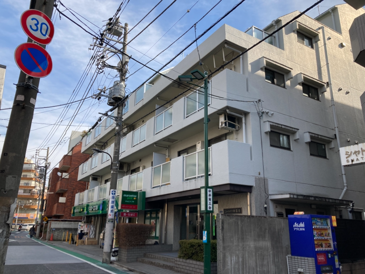 v20230506151910/fresh/building/J00100356792_5