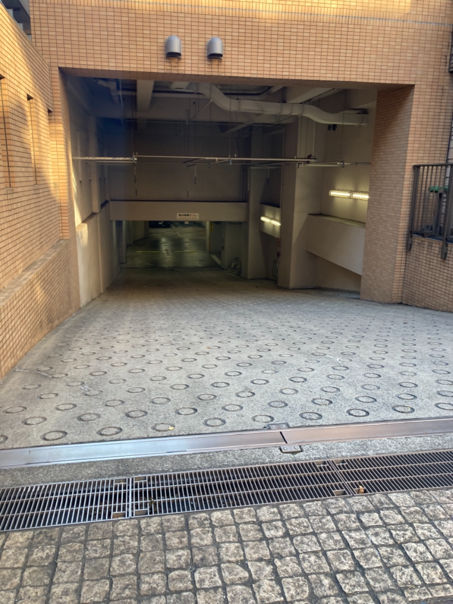 v20231006175335/fresh/building/J00100359642_7