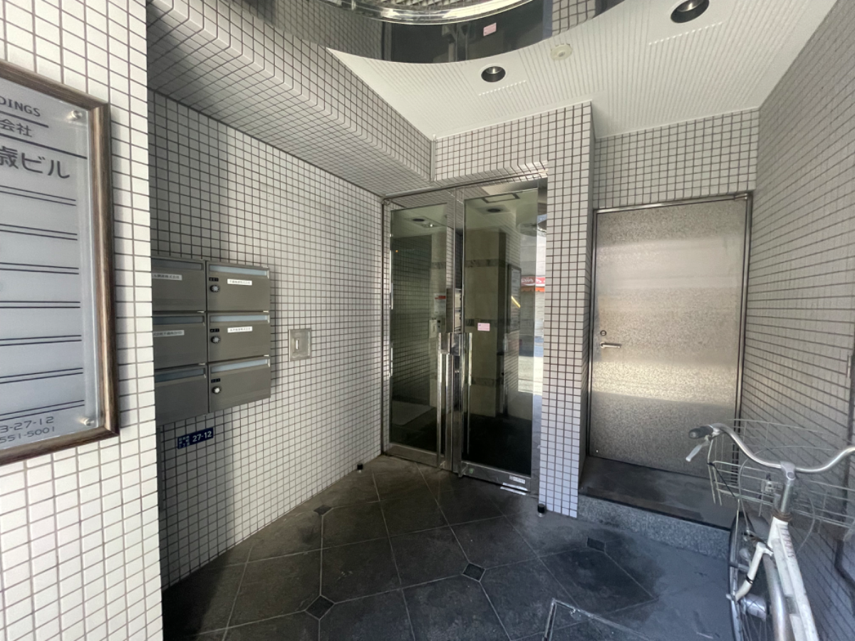 v20231129174056/fresh/building/J00100443384_3