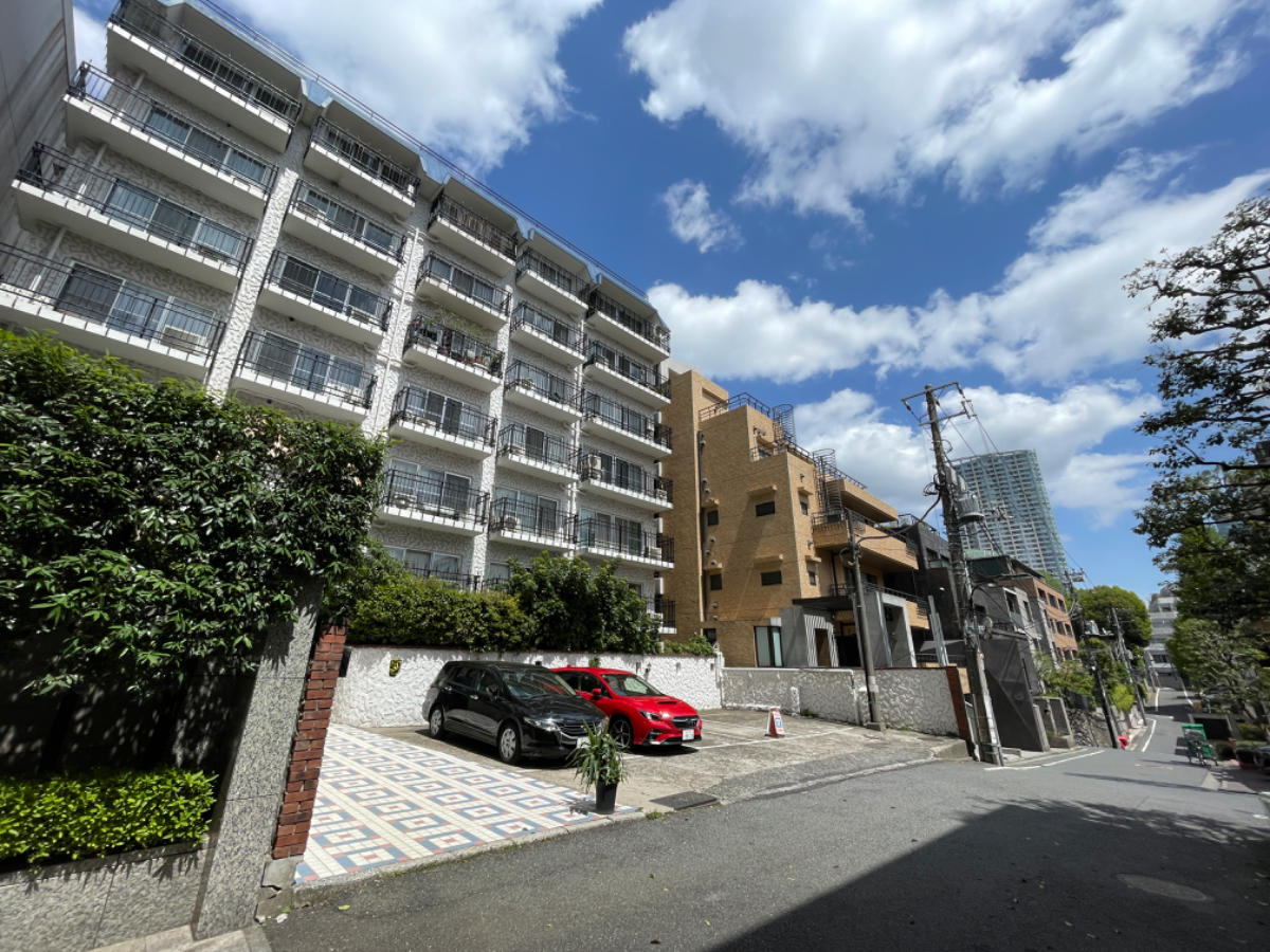 v20240424174055/fresh/building/J00100357221_2