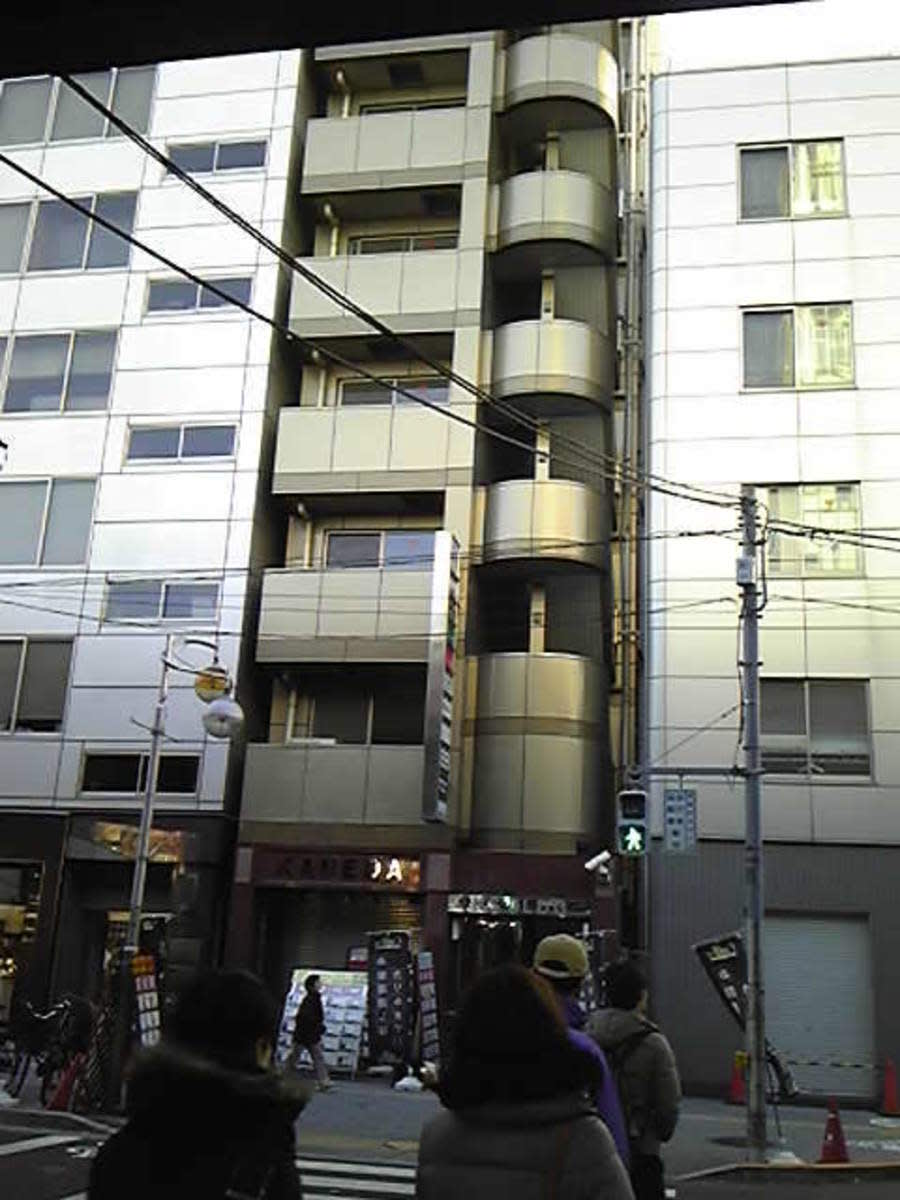 v20240517174106/fresh/building/J00100365935_1