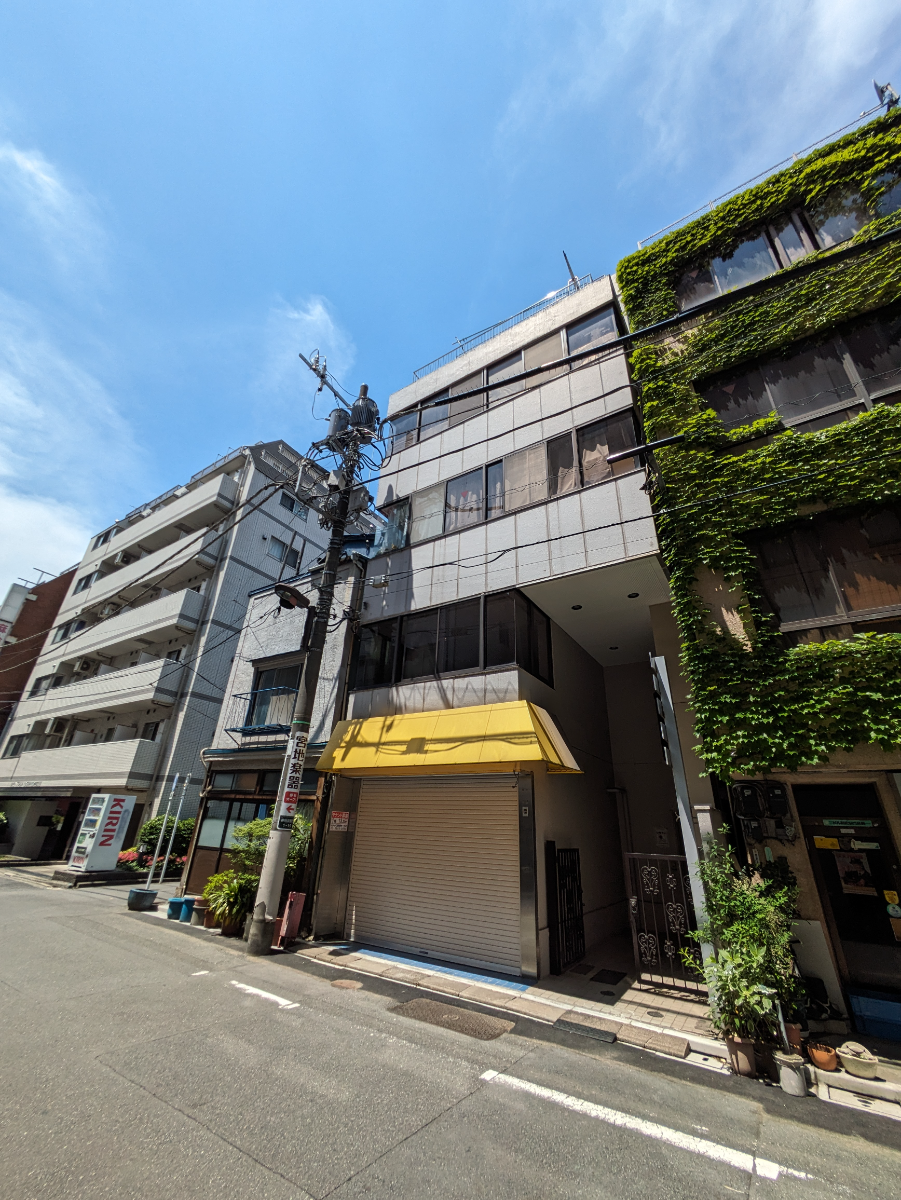v20240527174055/fresh/building/J00100366708_7