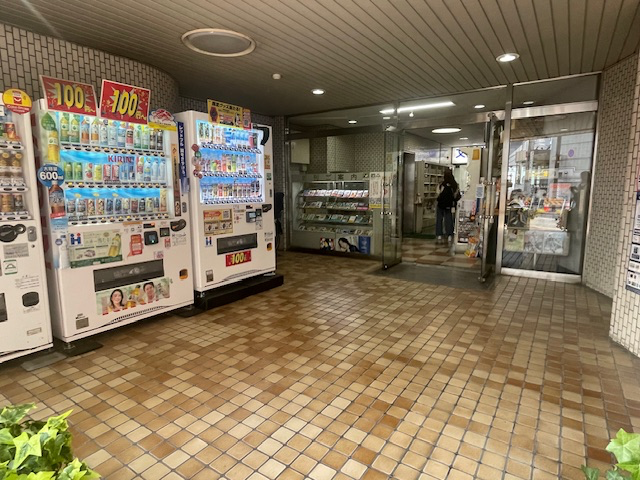 v20240531174108/fresh/building/J00100369433_3