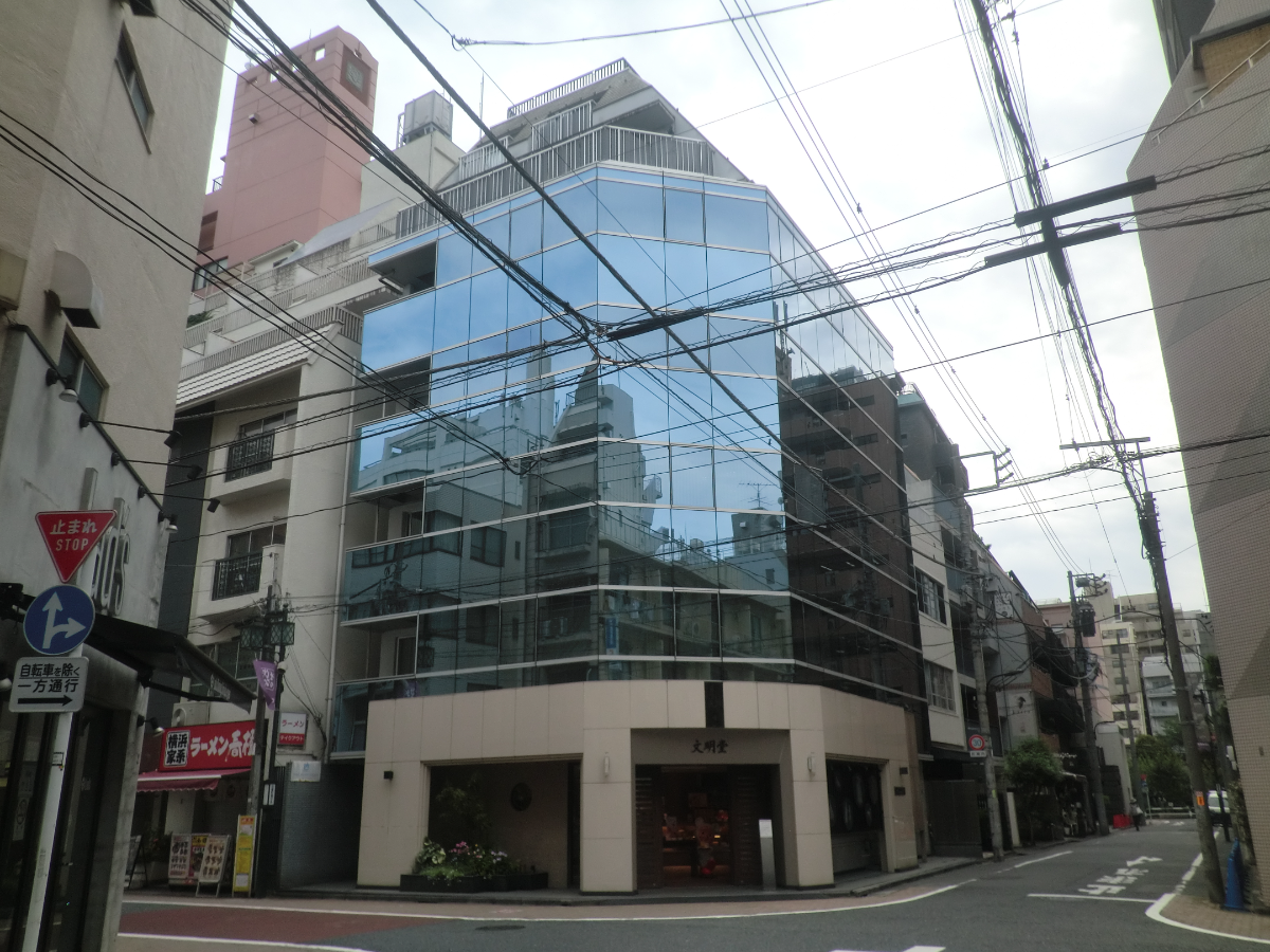 v20240606174059/fresh/building/J00100363304_5