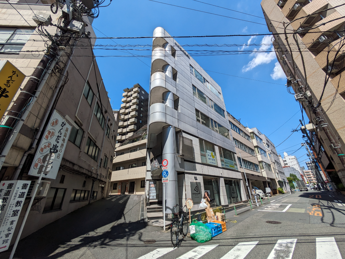 v20240606174059/fresh/building/J00100402590_7