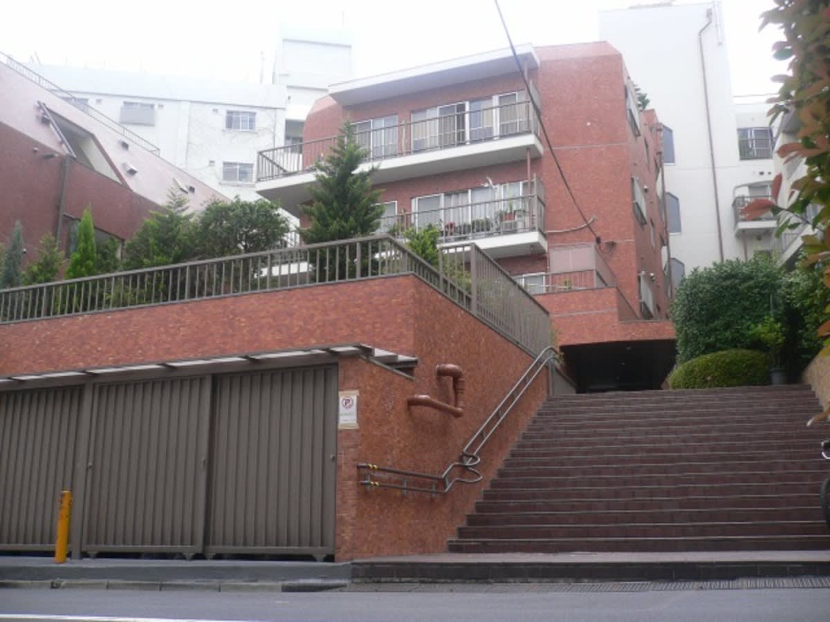v20240607174058/fresh/building/J00100356588_1