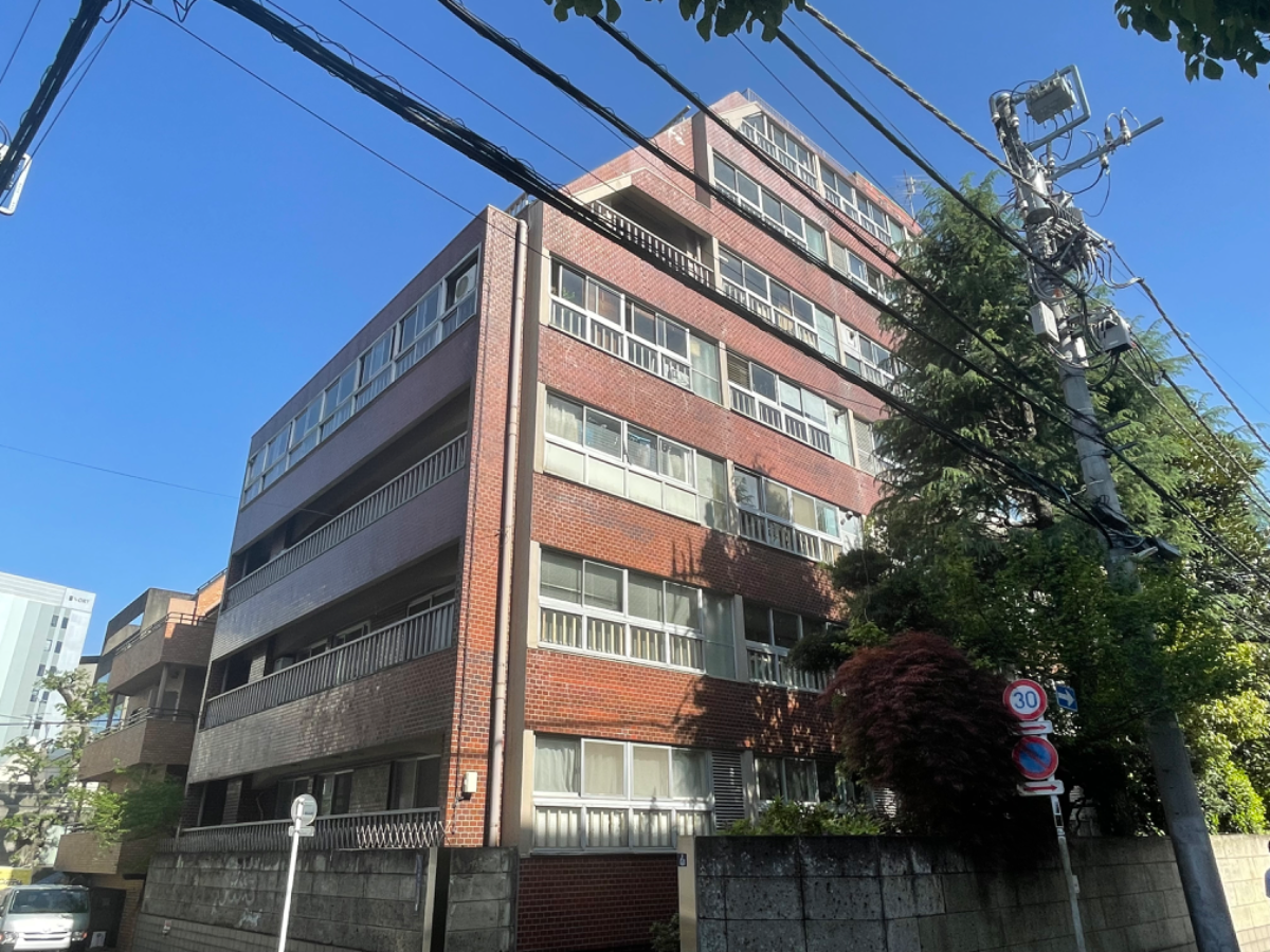 v20240614174055/fresh/building/J00100376513_1