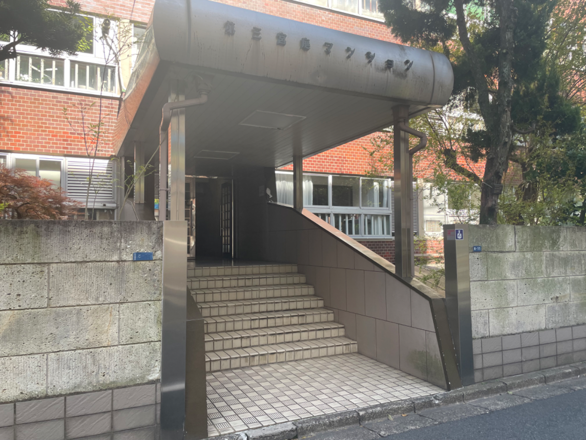v20240614174055/fresh/building/J00100376513_3