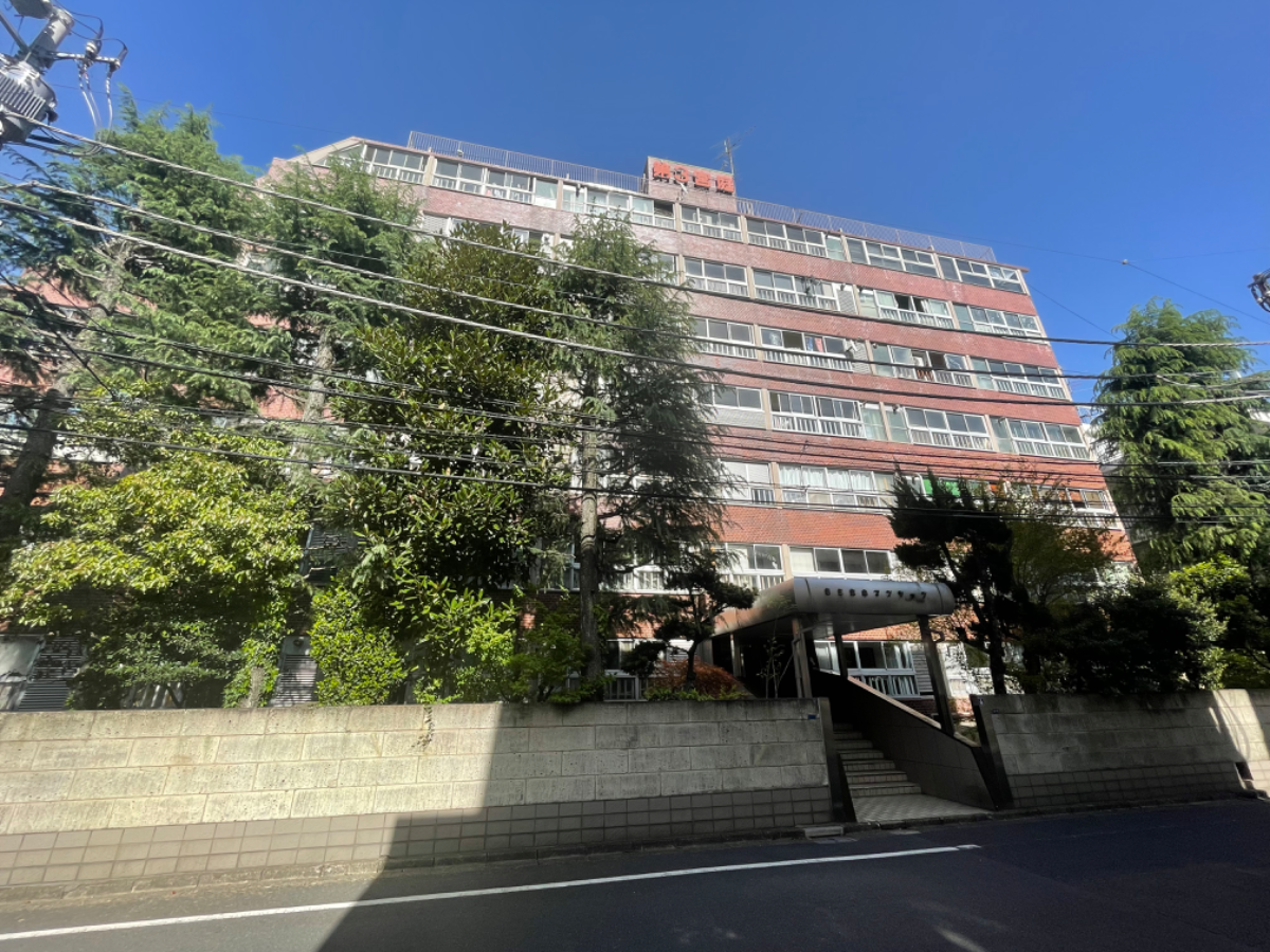 v20240614174055/fresh/building/J00100376513_6