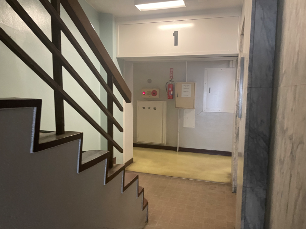 v20240614174055/fresh/building/J00100376513_8