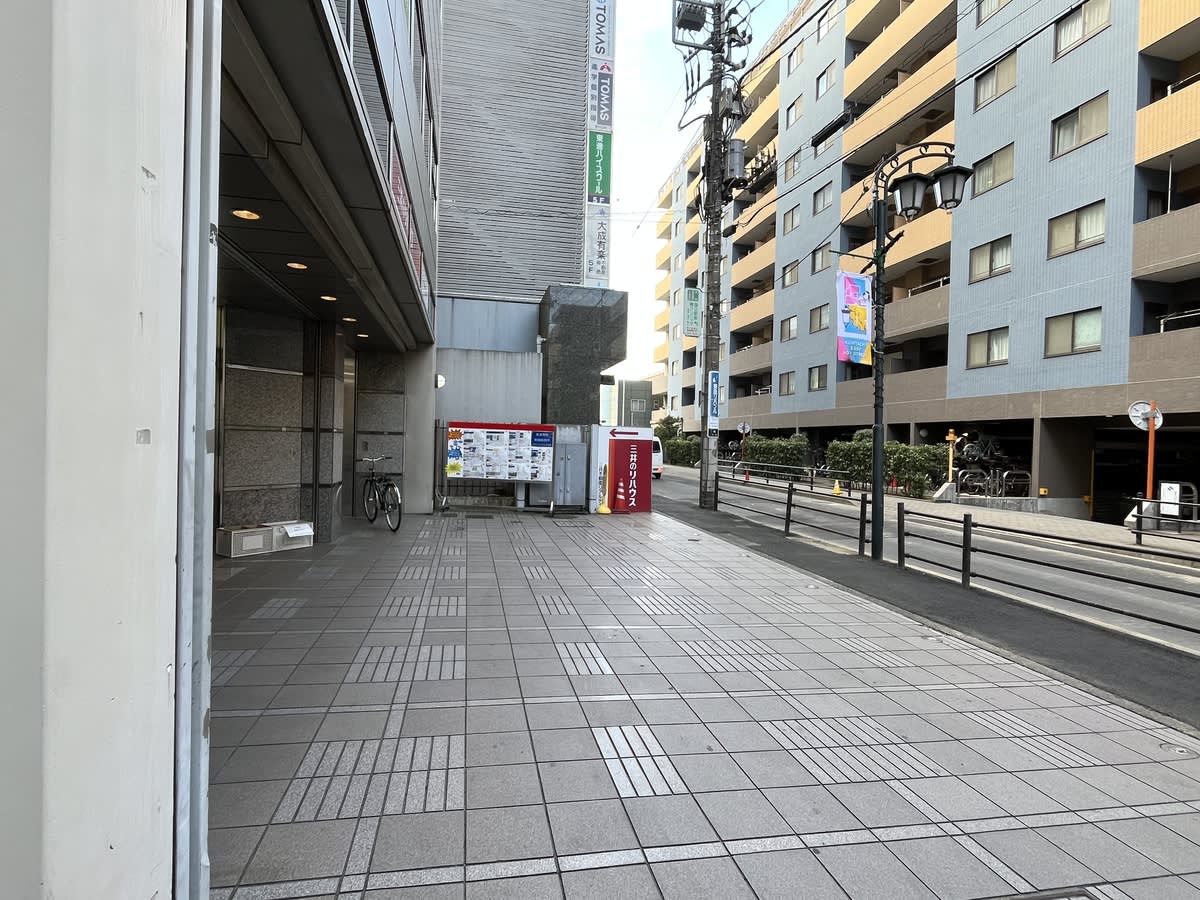 v20240618174107/fresh/building/J00100368414_2