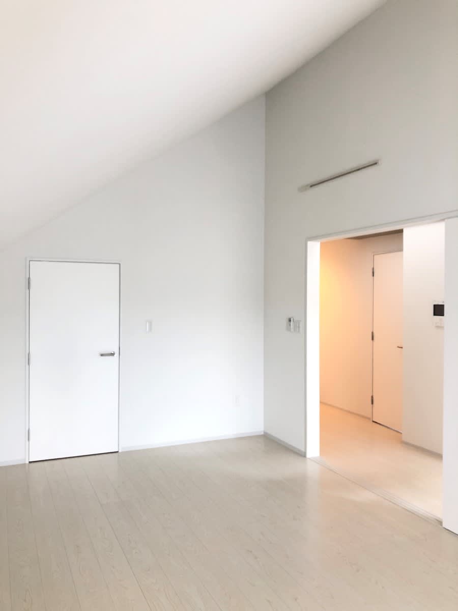 v20240618181521/fresh/room/H00102649885_9