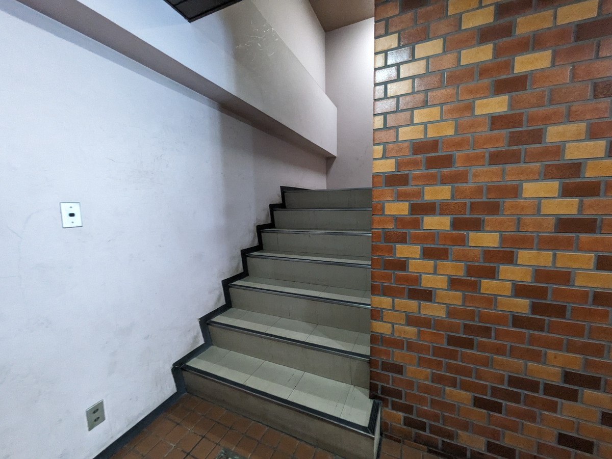 v20240621174059/fresh/building/J00100356604_10