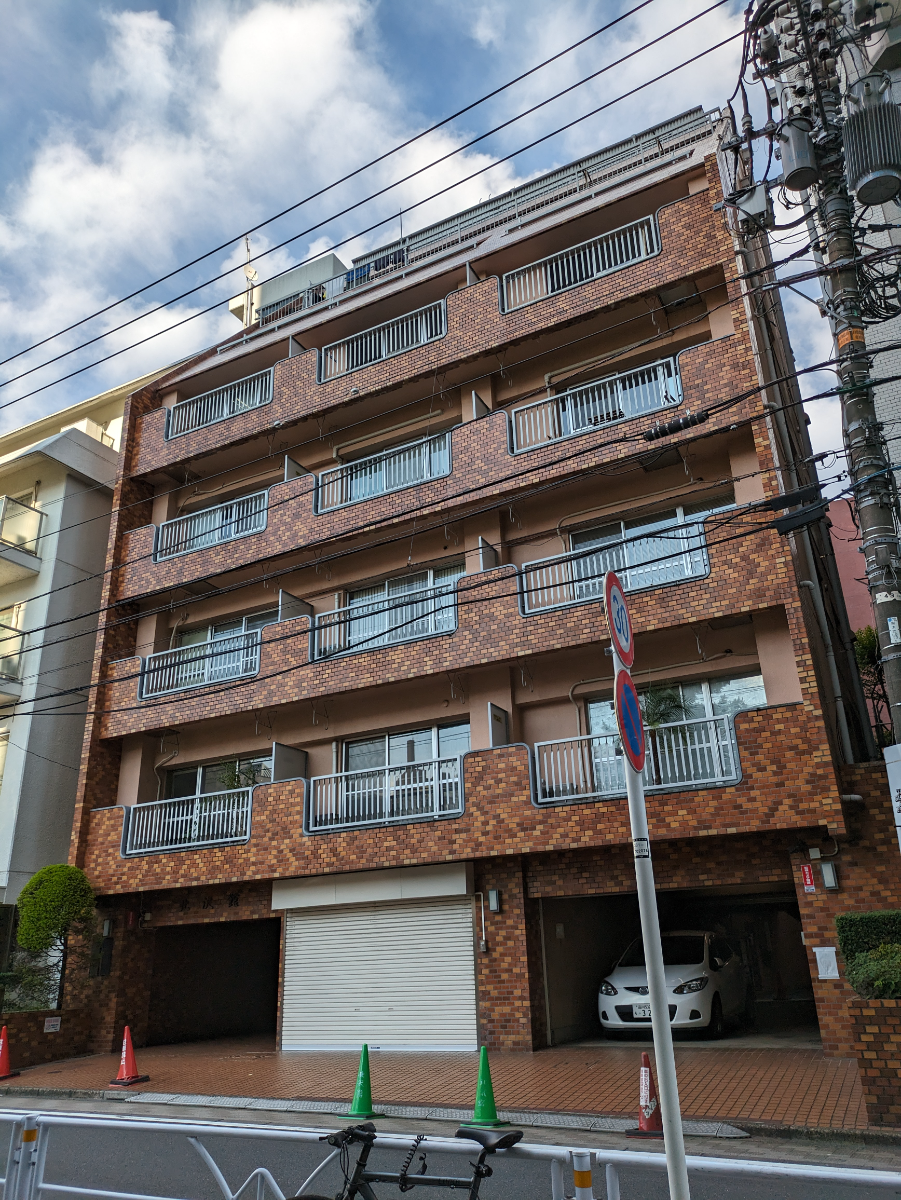 v20240621174059/fresh/building/J00100356604_19