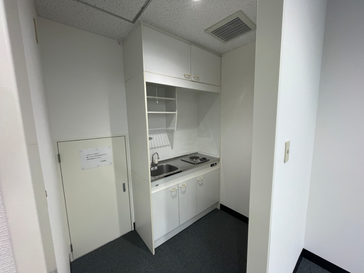 v20240625174107/fresh/building/J00100363264_32