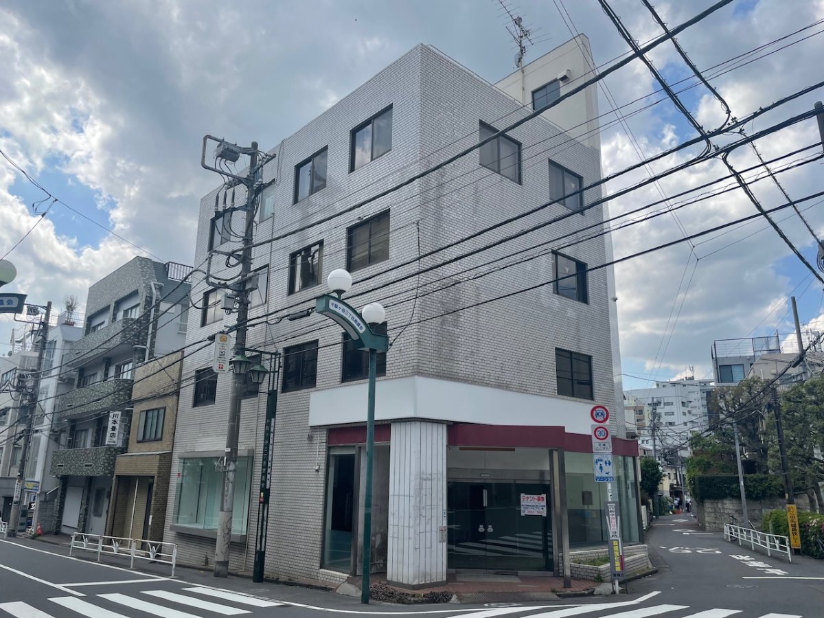 v20240702174106/fresh/building/J00100369547_1