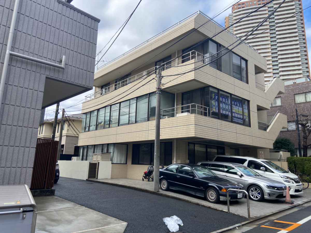 v20240717174128/fresh/building/J00100369574_9
