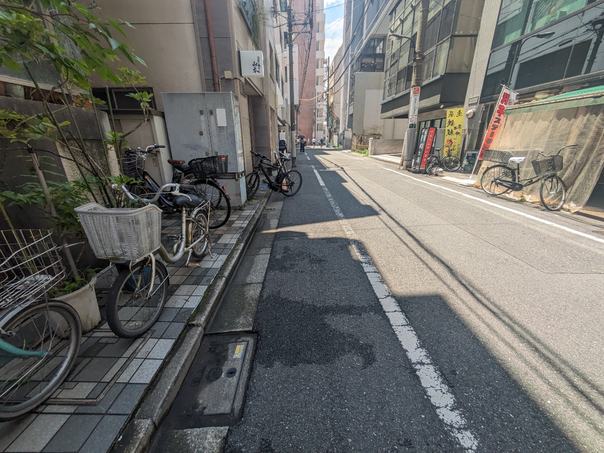 v20240729174115/fresh/building/J00100369518_2