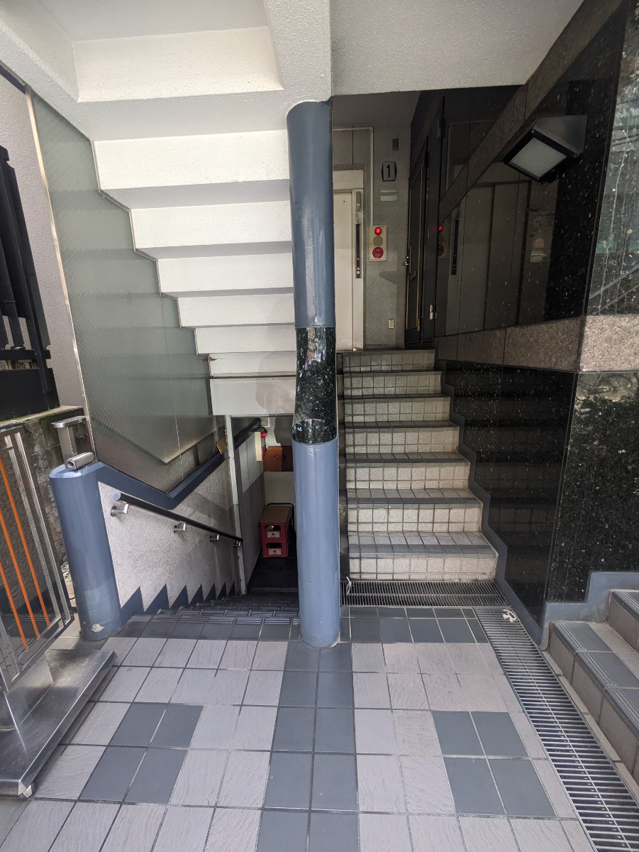 v20240729174115/fresh/building/J00100369518_7