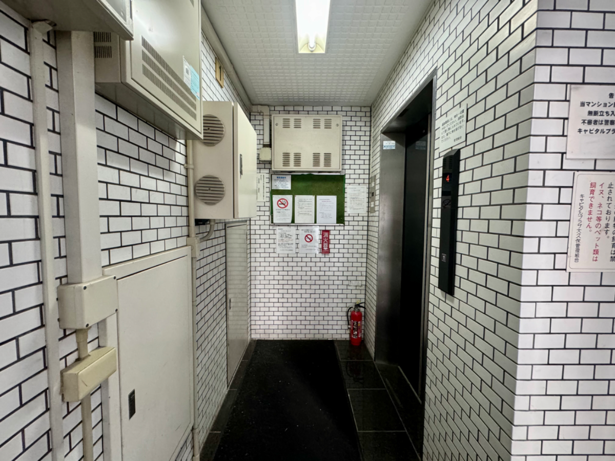 v20240823174100/fresh/building/J00100378042_10