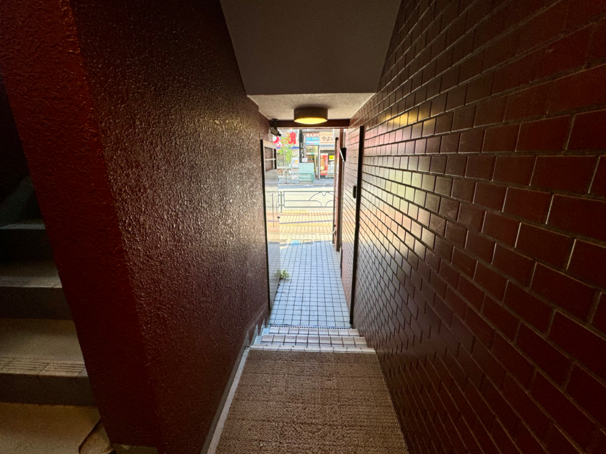 v20240830174107/fresh/building/J00100360758_10
