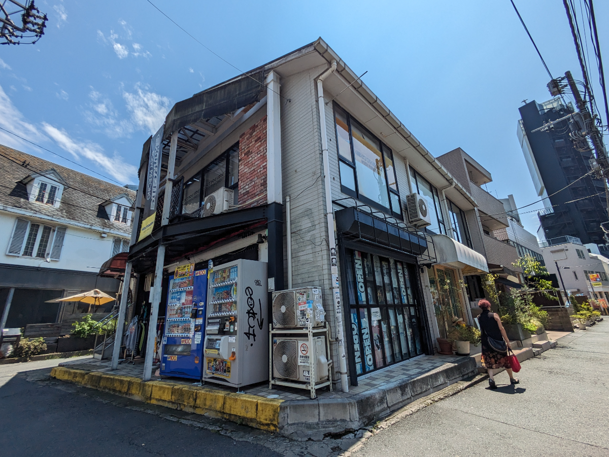 v20240830174107/fresh/building/J00100366314_1