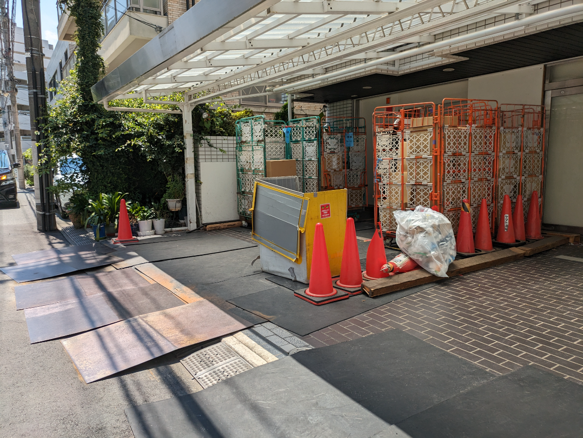 v20240830174107/fresh/building/J00100368323_7
