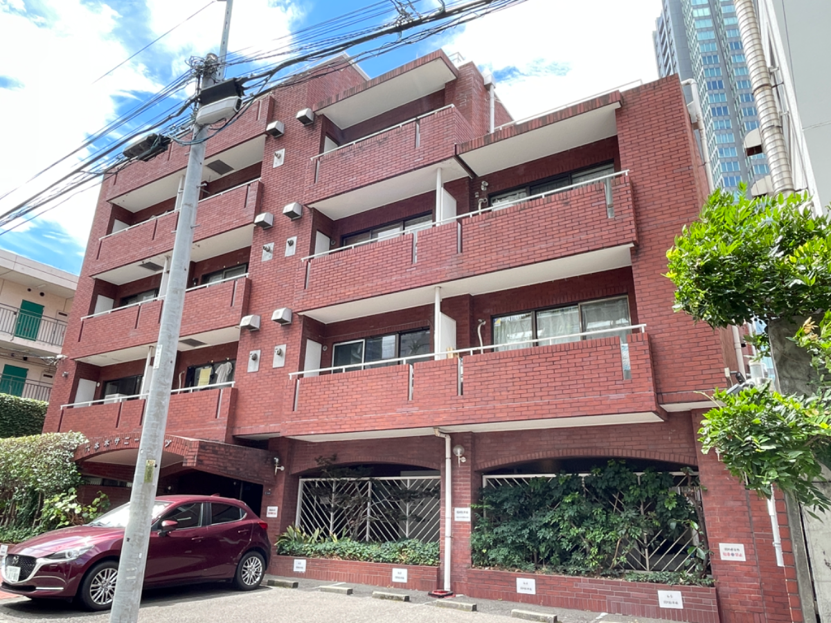 v20240830174107/fresh/building/J00100373715_1
