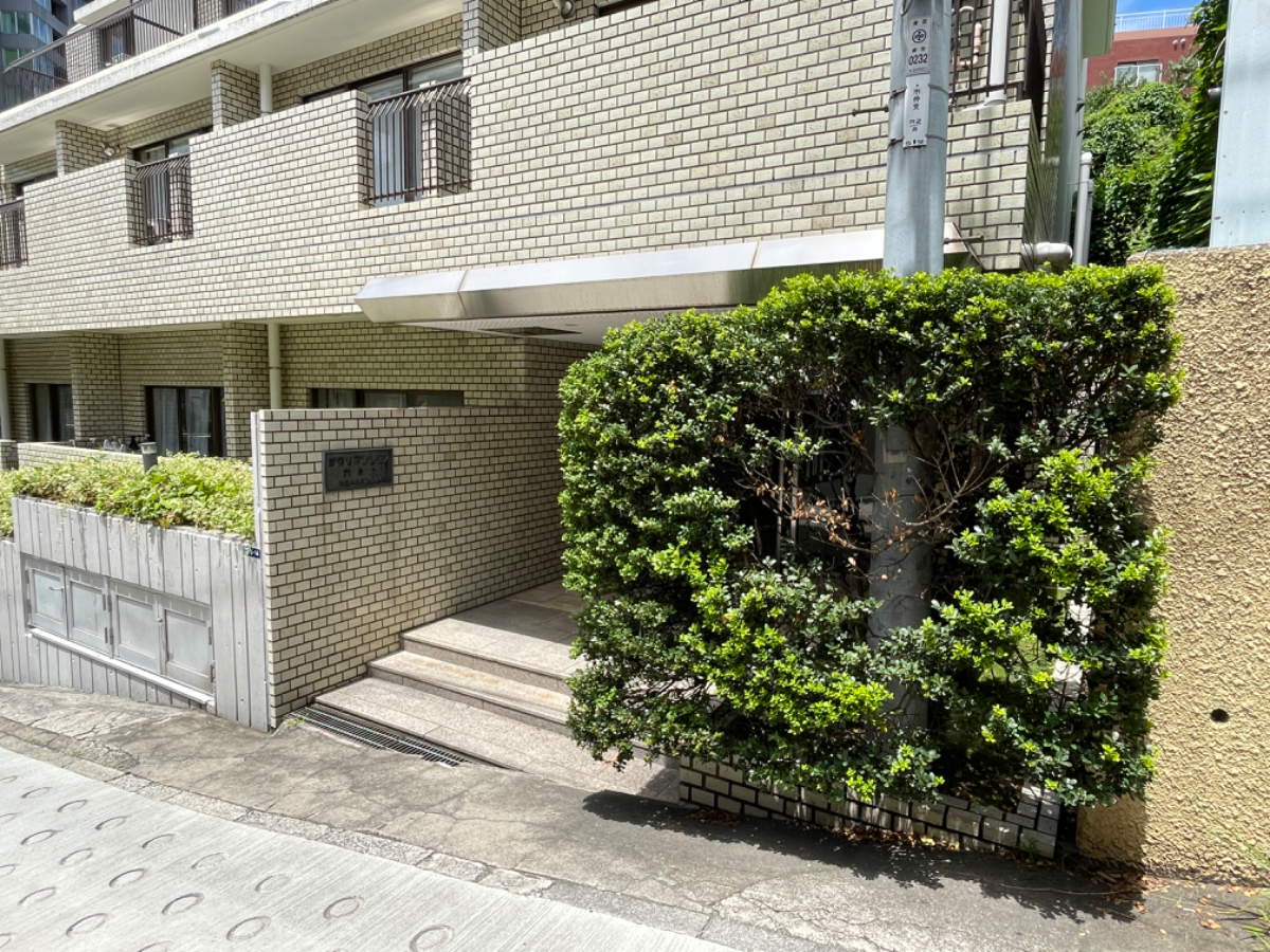 v20240830174107/fresh/building/J00100378070_12