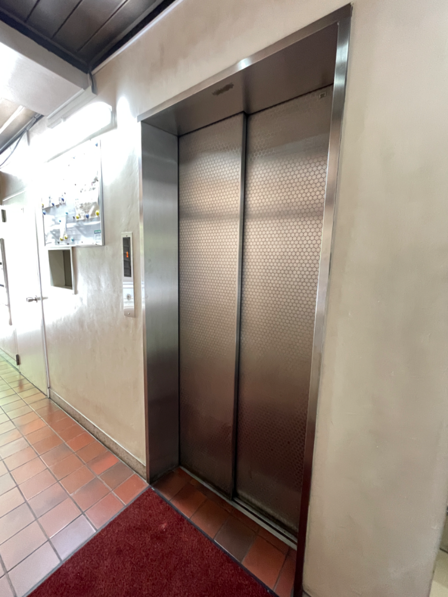 v20240903174106/fresh/building/J00100375051_4