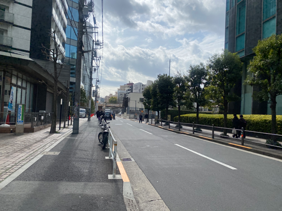 v20240911174048/fresh/building/J00100504576_11
