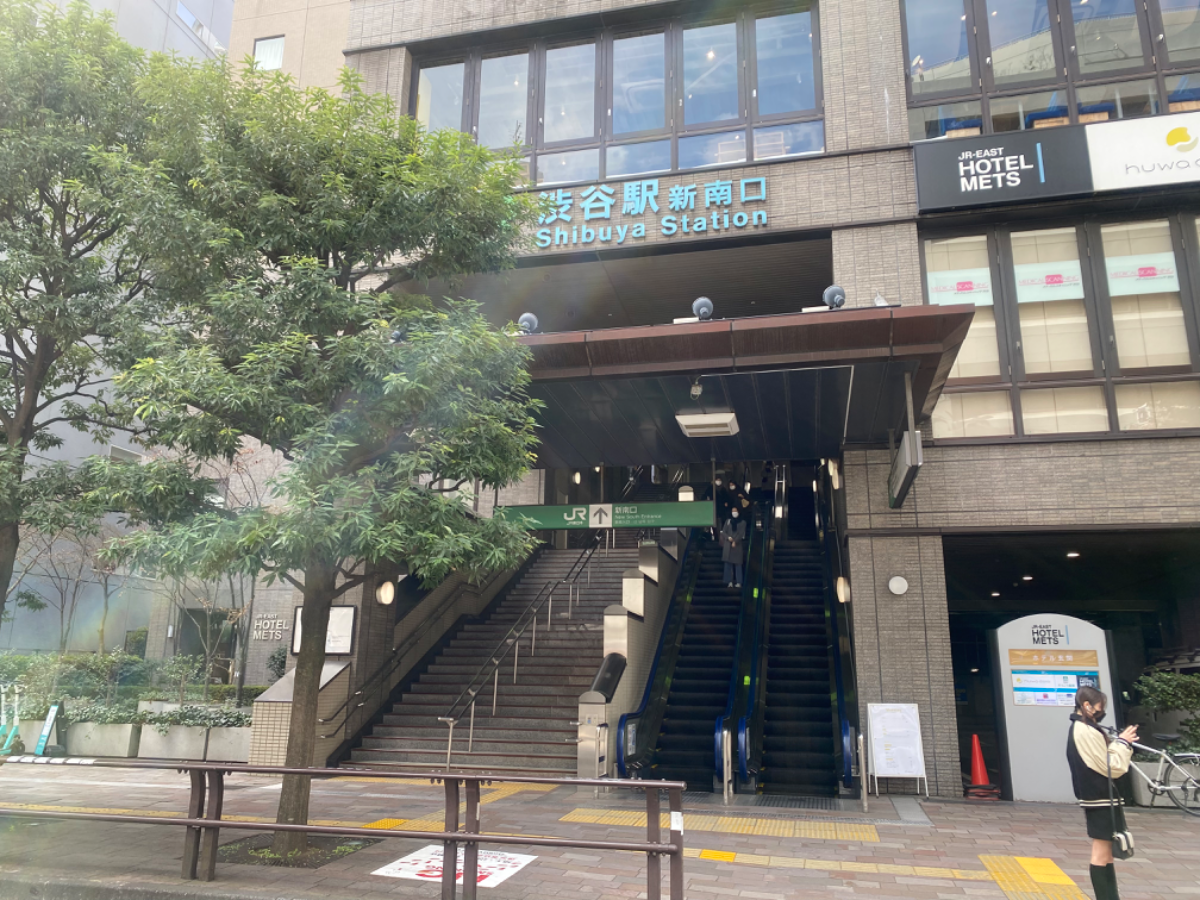 v20240911174048/fresh/building/J00100504576_13