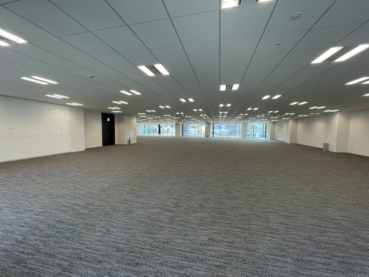 v20240911174048/fresh/building/J00100504576_30