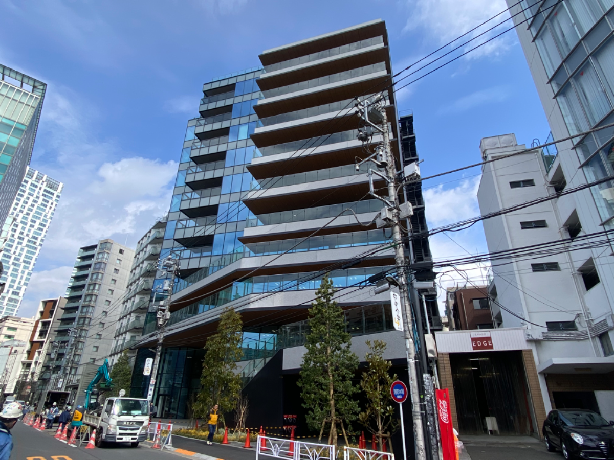 v20240911174048/fresh/building/J00100504576_6
