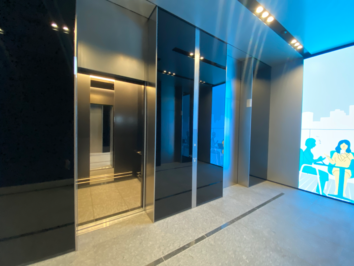 v20240911174048/fresh/building/J00100504576_8