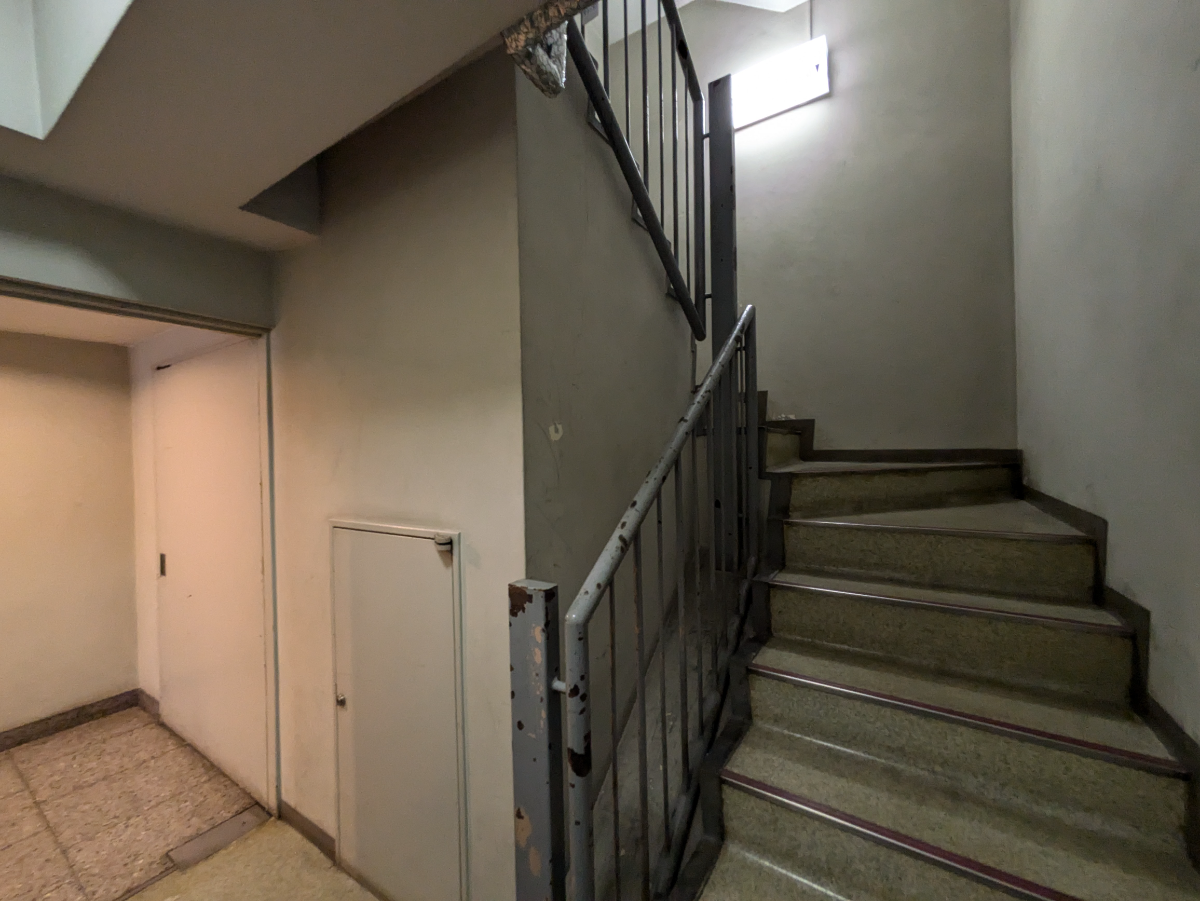 v20240925174106/fresh/building/J00100357447_11